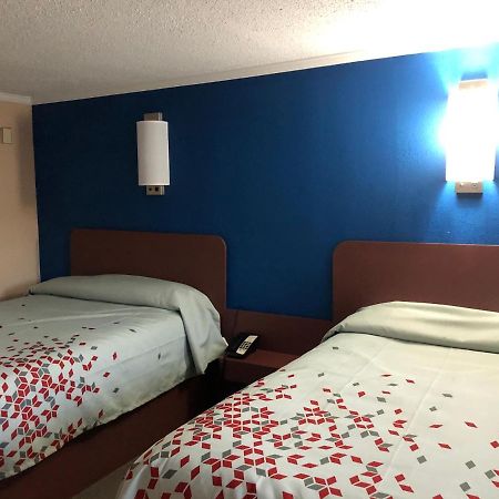 Skyview Motor Inn Johnston Екстериор снимка