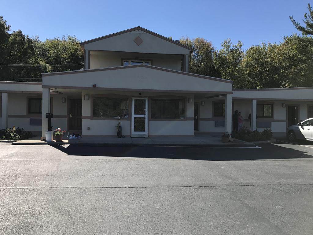 Skyview Motor Inn Johnston Екстериор снимка