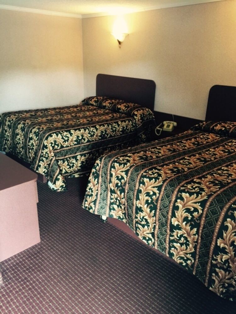 Skyview Motor Inn Johnston Екстериор снимка